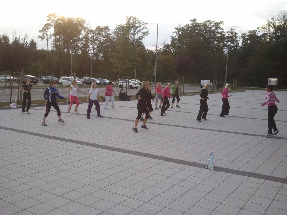 2012 09 zumba 00