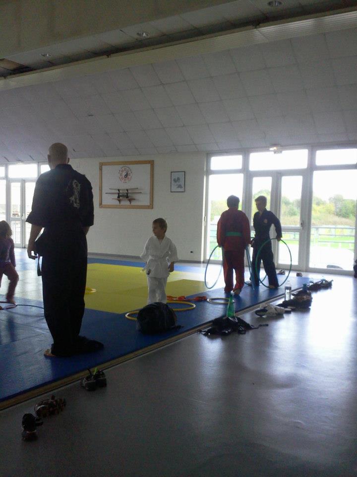 Cours enfants d'arts martiaux à soufflenheim en alsace (67)