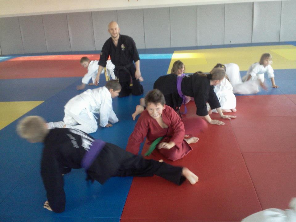 Cours enfants d'arts martiaux à soufflenheim en alsace (67)