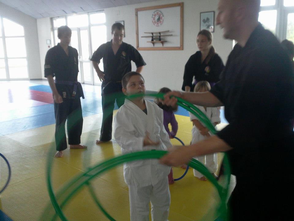 Cours enfants d'arts martiaux à soufflenheim en alsace (67)