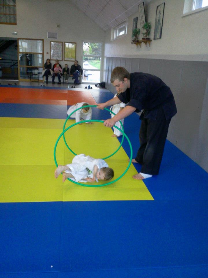 Cours enfants d'arts martiaux à soufflenheim en alsace (67)